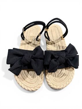 Black bow sandals